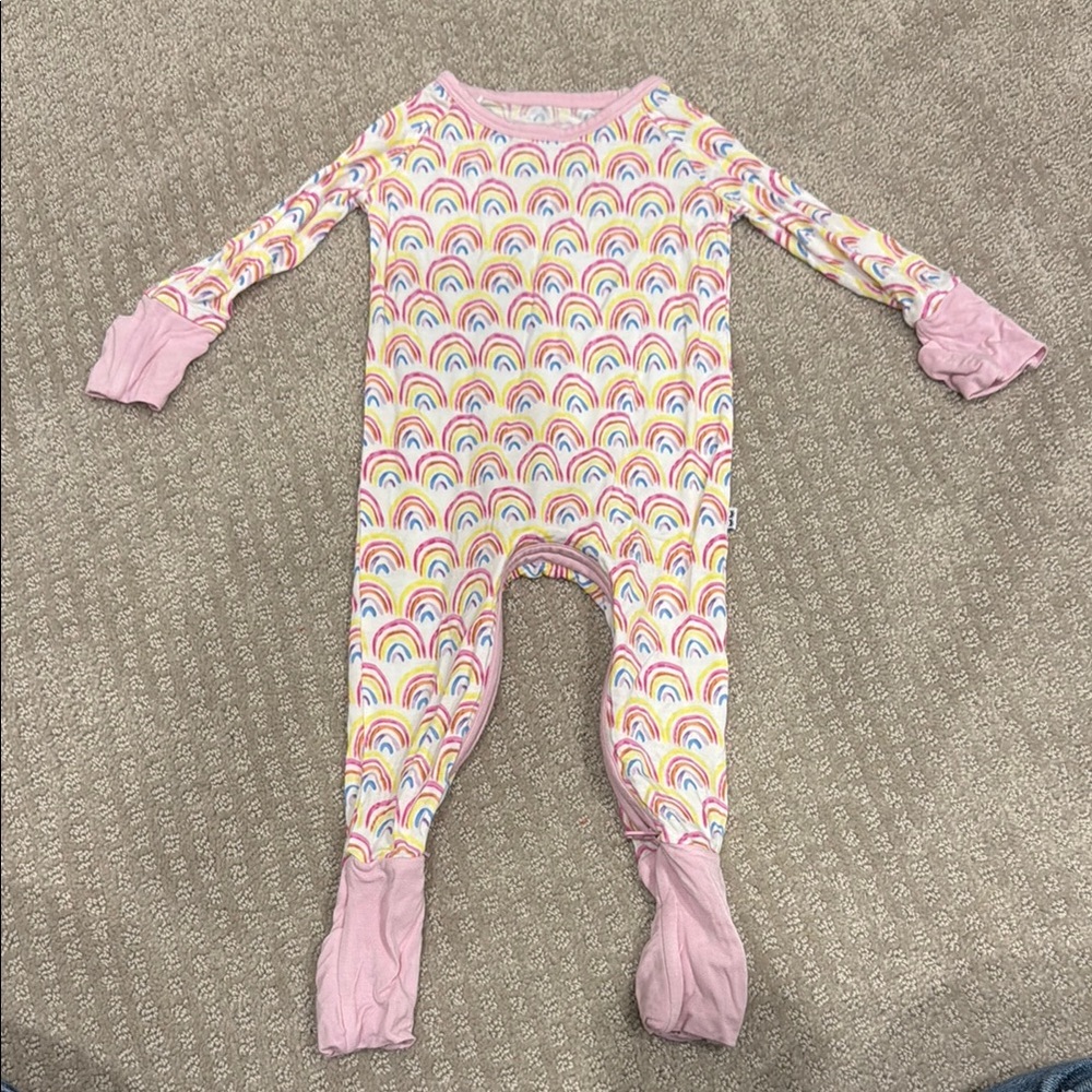 Little Sleepies Rainbow Crescent Zippy